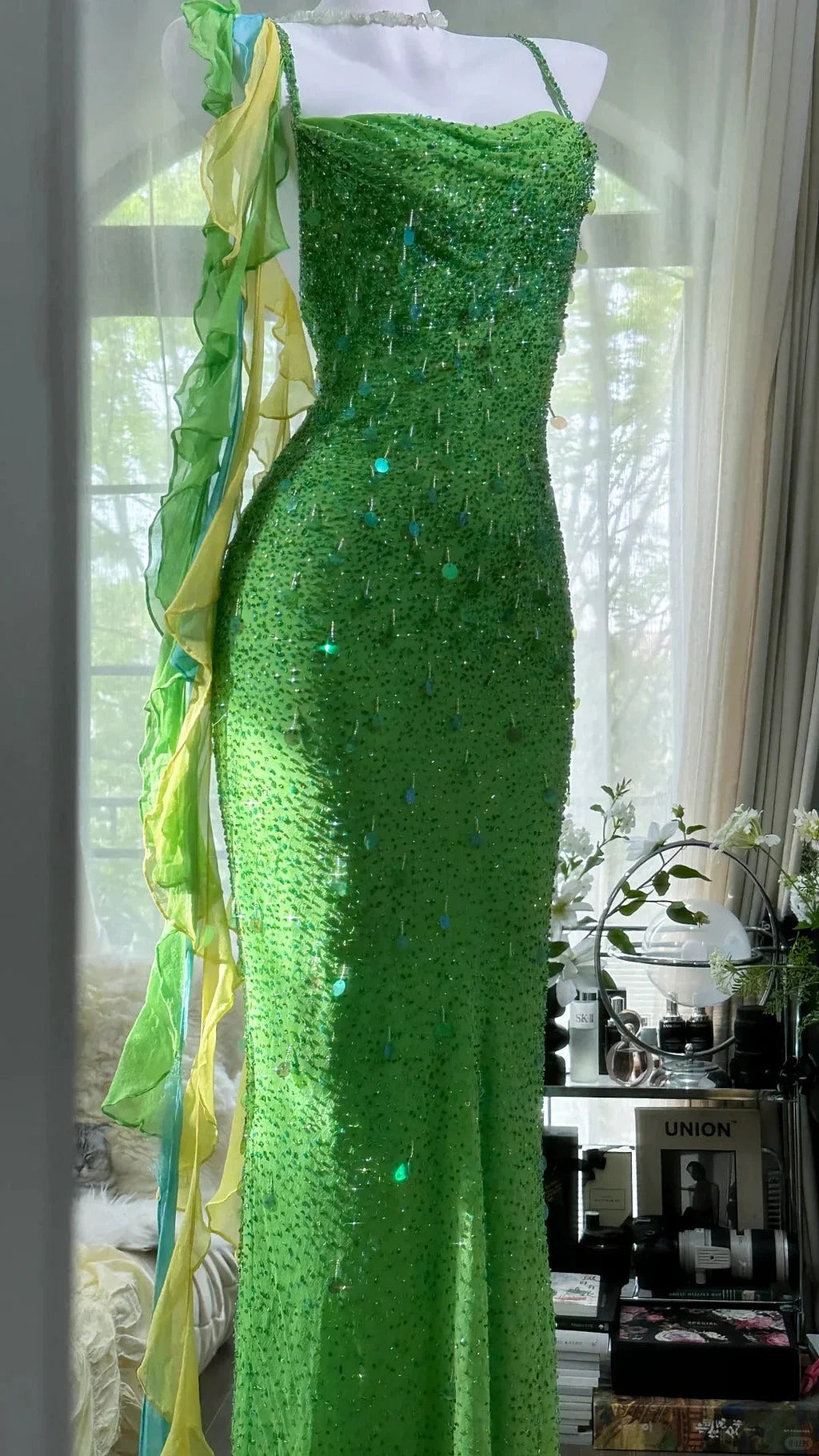Shiny Sheath Spaghetti Strap Sequin Beaded Green Chiffon Open Back Party Dress Evening Dress HZ1023