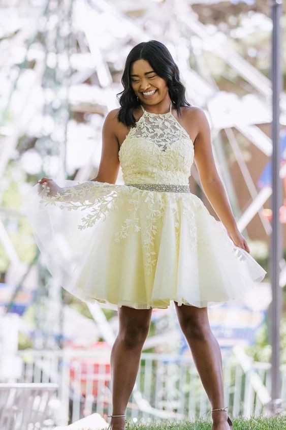 Yellow Tulle Lace Short Prom Dress Beading A Line Homecoming Dress HZ1023