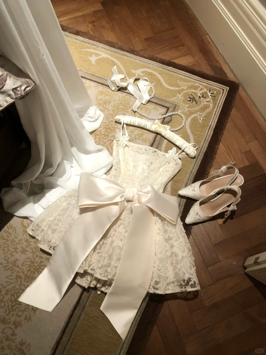 White A Line Spaghetti Strap Pearl Lace Short Homecoming Dress Cocktail Dress HZ1023