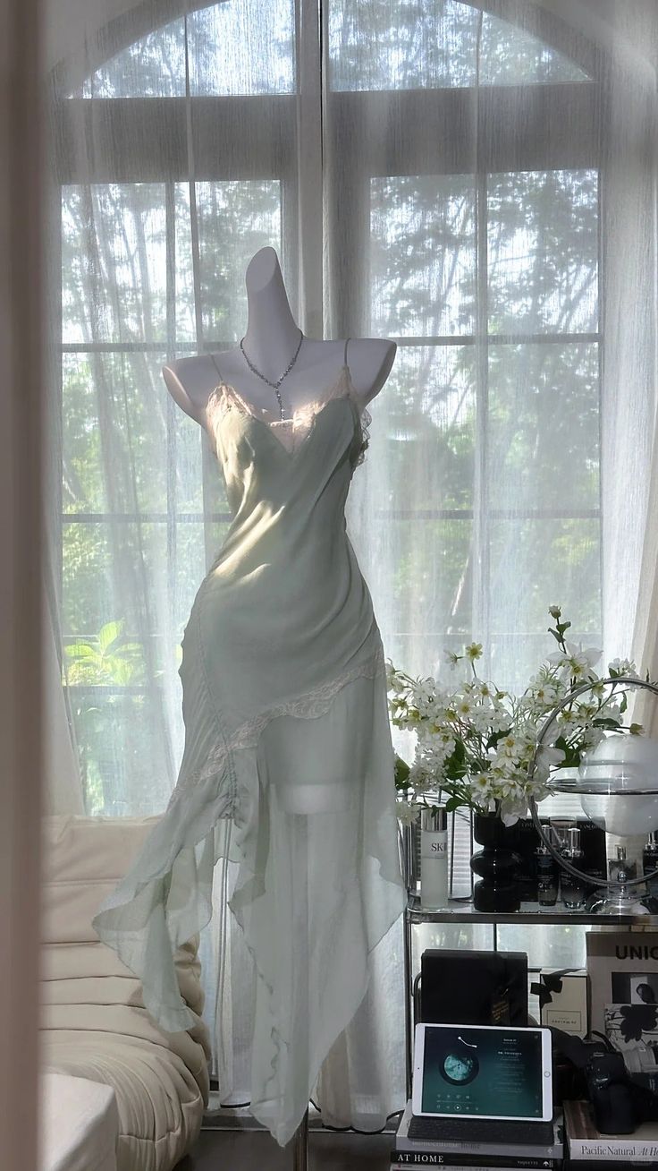 Light Green Sheath Spaghetti Strap Lace Chiffon Short Homecoming Dress Wedding Guest Dress HZ1023