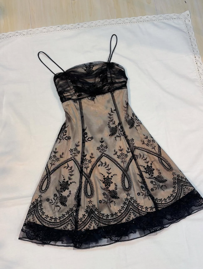 Vintage A Line Spaghetti Strap Embroidery Chiffon Satin Short Homecoming Dress HZ1023
