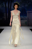 Vintage A Line Small Flying Sleeves Lace Satin Long Evening Dress Party Dress HZ1023