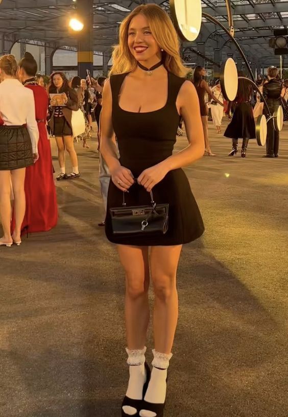 Simple Black A Line Straps Satin Short Homecoming Dress Cocktail Dress Outfits HZ1023