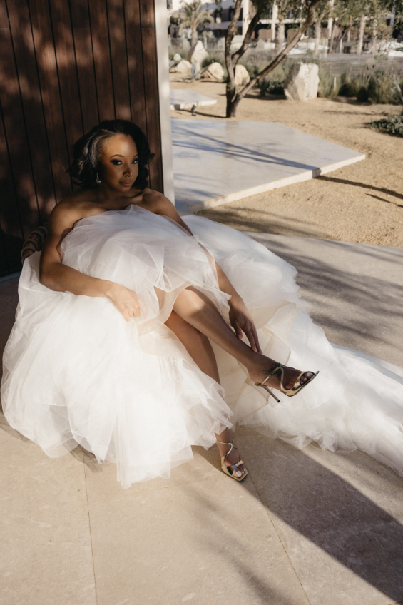 2025 New Simple A Line Strapless Tulle Long Wedding Dress HZ1023