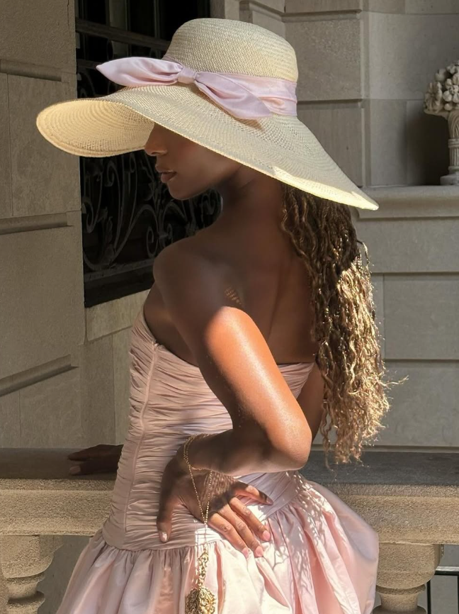 Cute A Line Sweetheart Neck Pink Pleated Satin Short Homecoming Dress HZ1023