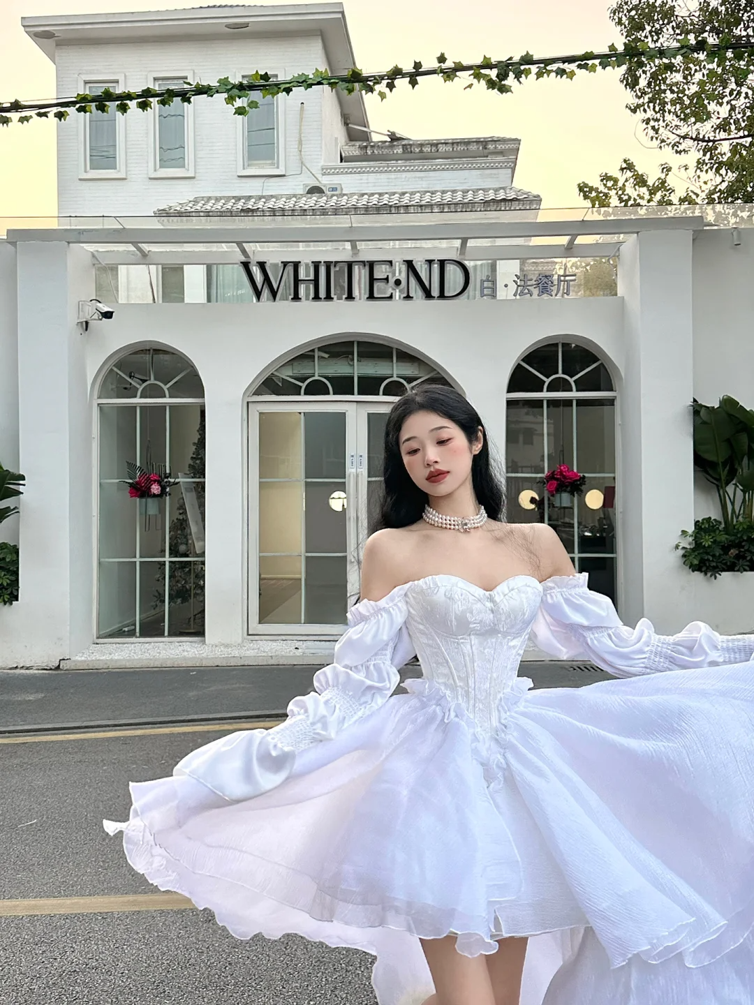 Princess White A Line Long Sleeve Chiffon Satin Long Sweep Party Dress Evening Dress HZ1023