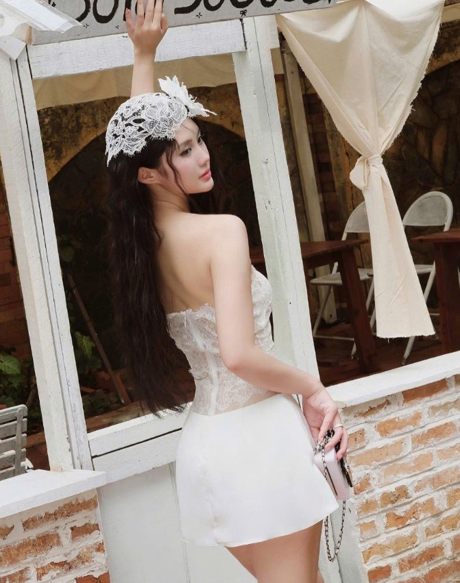 New A Line Strapless Lace Satin Short Homecoming Dress Cocktail Dress Black Bow HZ1023