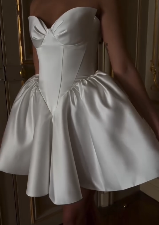 Cute A Line Sweetheart Neck Ivory Satin Short Homecoming Dress Birthday Dress HZ1023