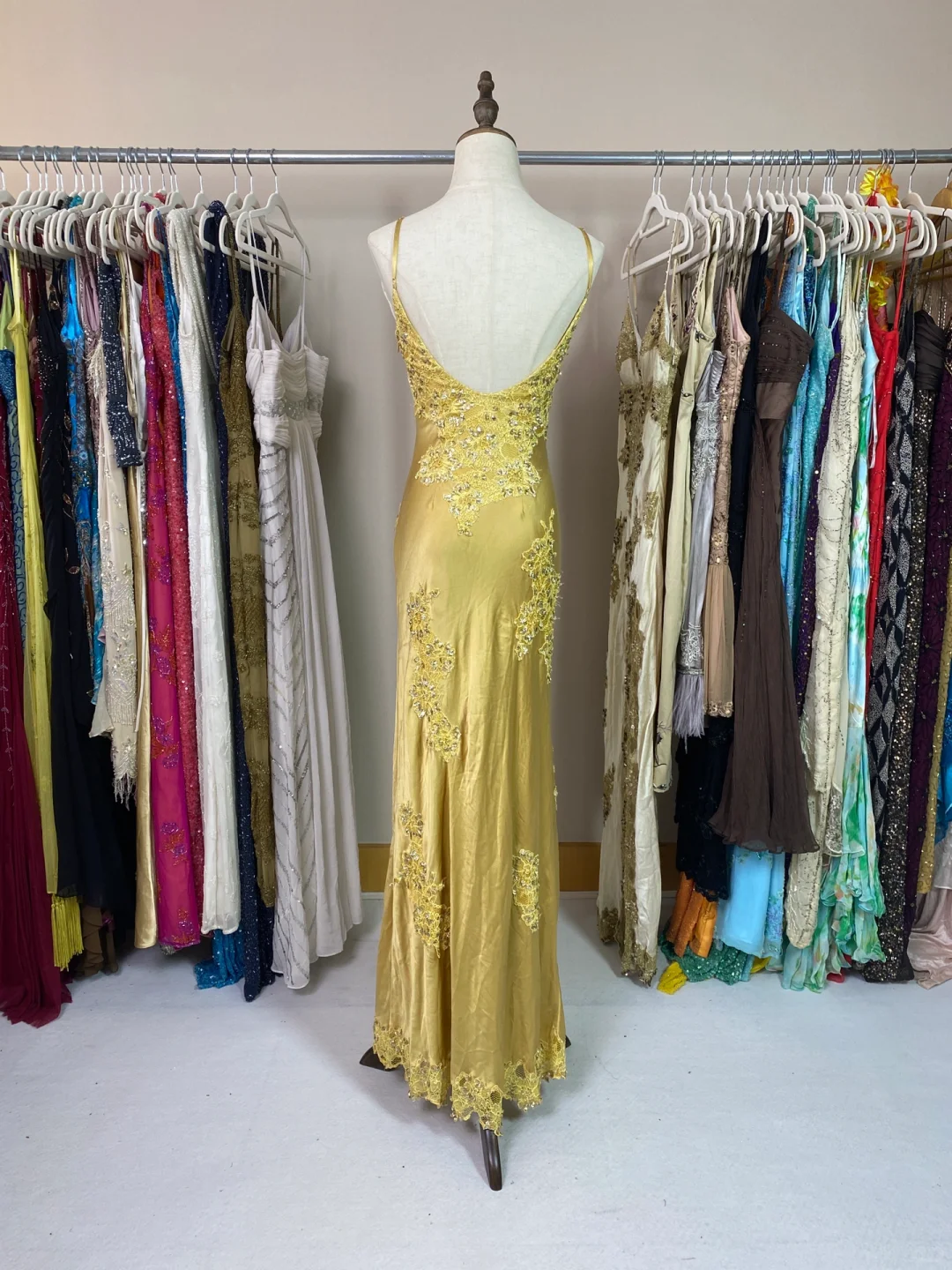 Vintage Sheath Spaghetti Strap Lace Champagne Satin Party Dress Evening Dress with Slit HZ1023