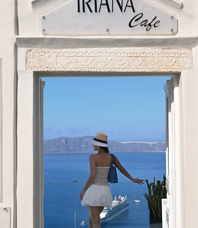 Cute A Line Strapless Lace Satin Short Homecoming Dress Outfits HZ1023