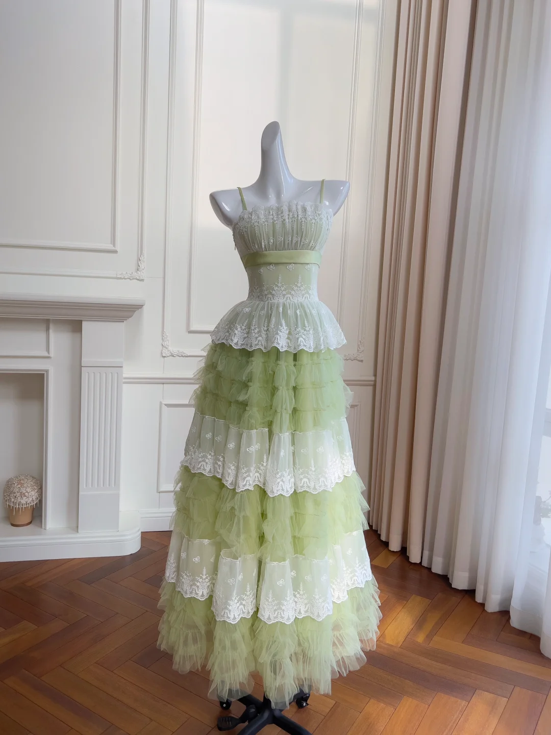 New A Line Spaghetti Strap Layered White Lace Green Tulle Party Dress Evening Dress HZ1023