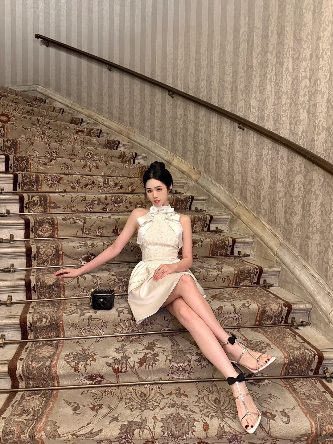 Open Back A Line Halter Bow Lace Ivory Satin Short Birthday Dress Homecoming Dress HZ1023
