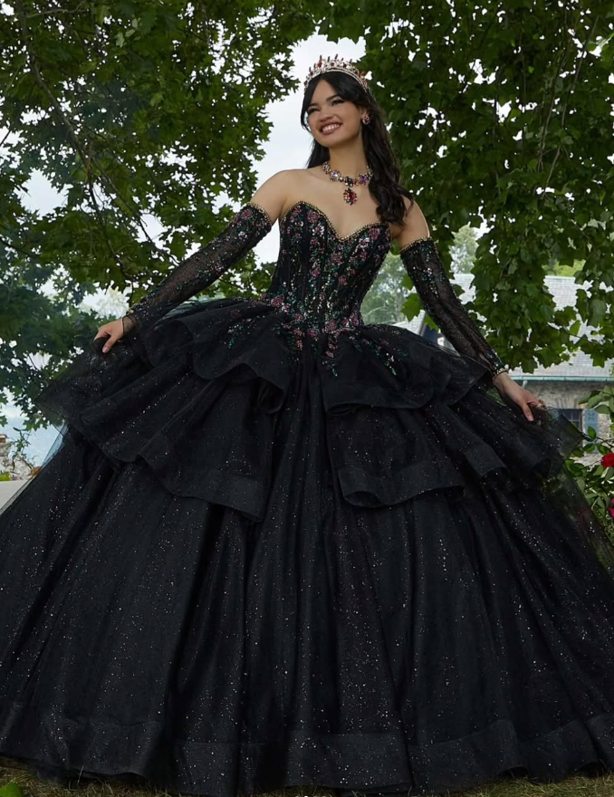 Black Sweetheart Neck Corset Beaded Sequin Tulle Ball Gown Sweet 16 Dress Quinceanera Dress HZ1023