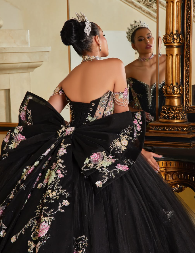 Black Off the Shoulder Appliques Beaded Tulle Prom Dress Quinceanera Dress Ball Gown with Bow HZ1023