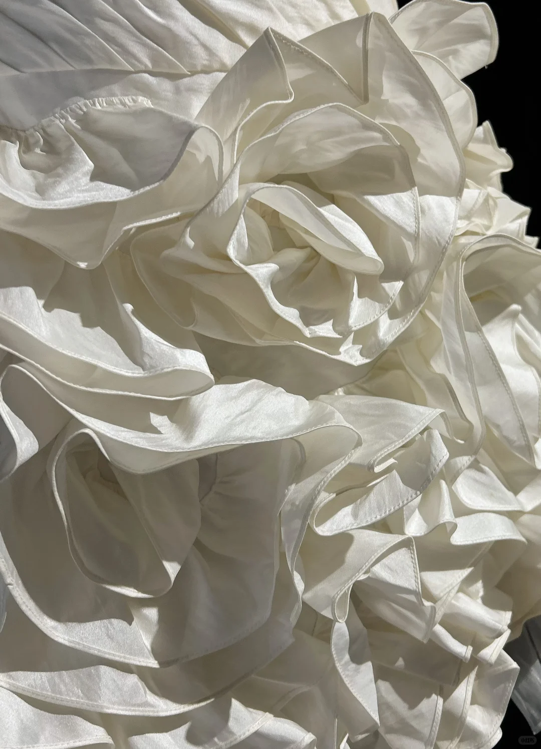 Ivory A Line Sweetheart Neck Pleated Flower Satin Short Homecoming Dress Cocktail Dress HZ1023