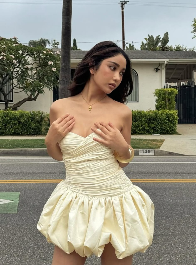 Cute A Line Sweetheart Neck Ivory Pleated Satin Short Homecoming Dress HZ1023