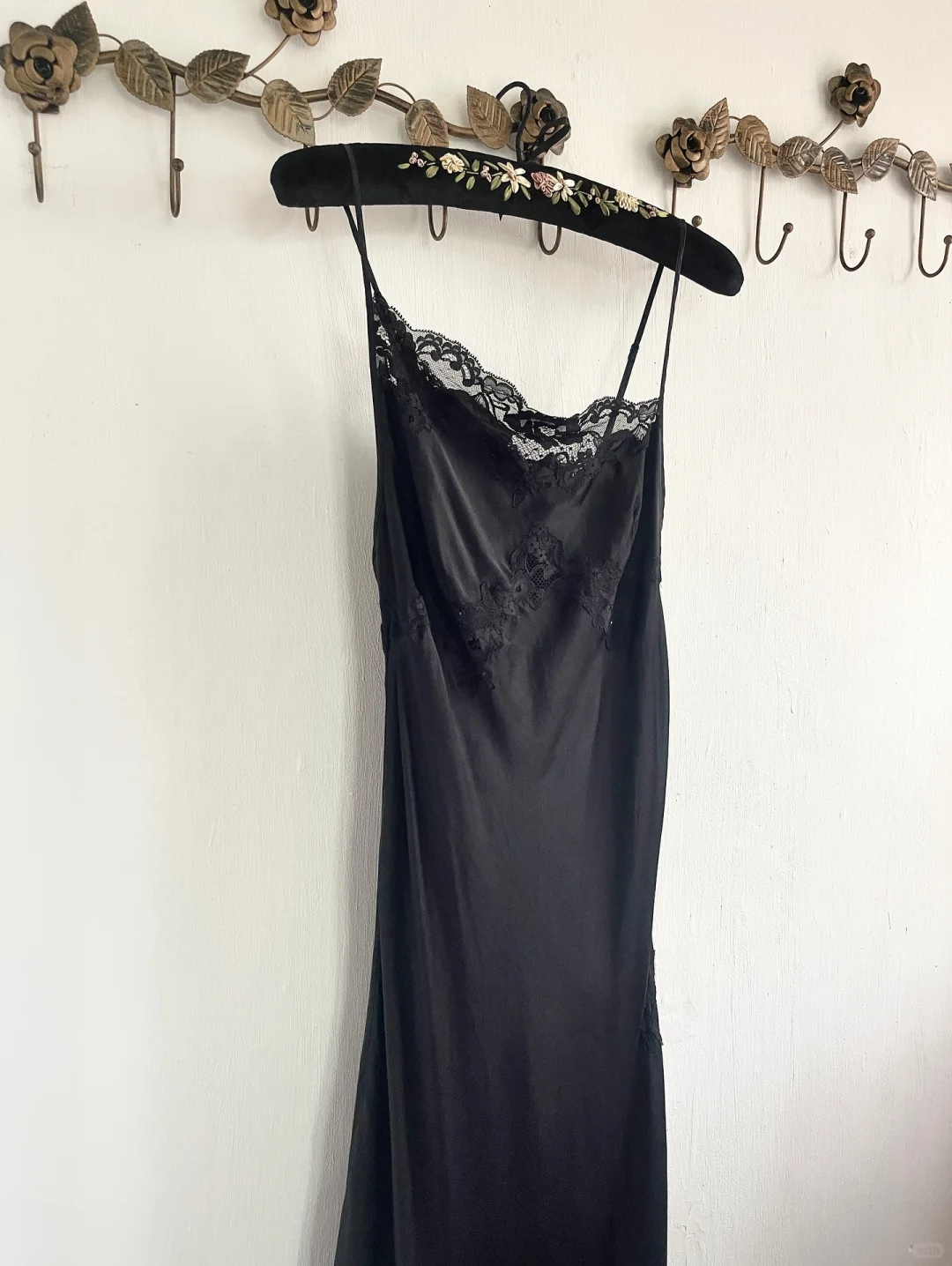 Simple A Line Spaghetti Strap Lace Satin Party Dress Wedding Guest Dress with Slit HZ1023