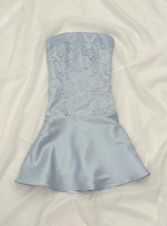 Cute Blue A Line Strapless Embroidery Satin Short Homecoming Dress Outfits HZ1023