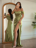 Sheath/Column Elastic Woven Satin Ruched Off-the-Shoulder Sleeveless Floor-Length Prom Dress HZ1023