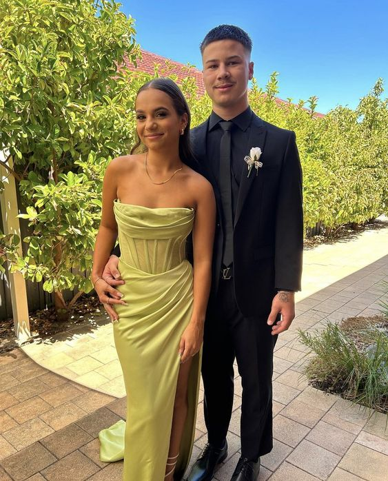 Strapless Long Mermaid Slit Corset Prom Dresses Ruched Formal Evening Party Dresses Bridesmaid Dresses HZ1023