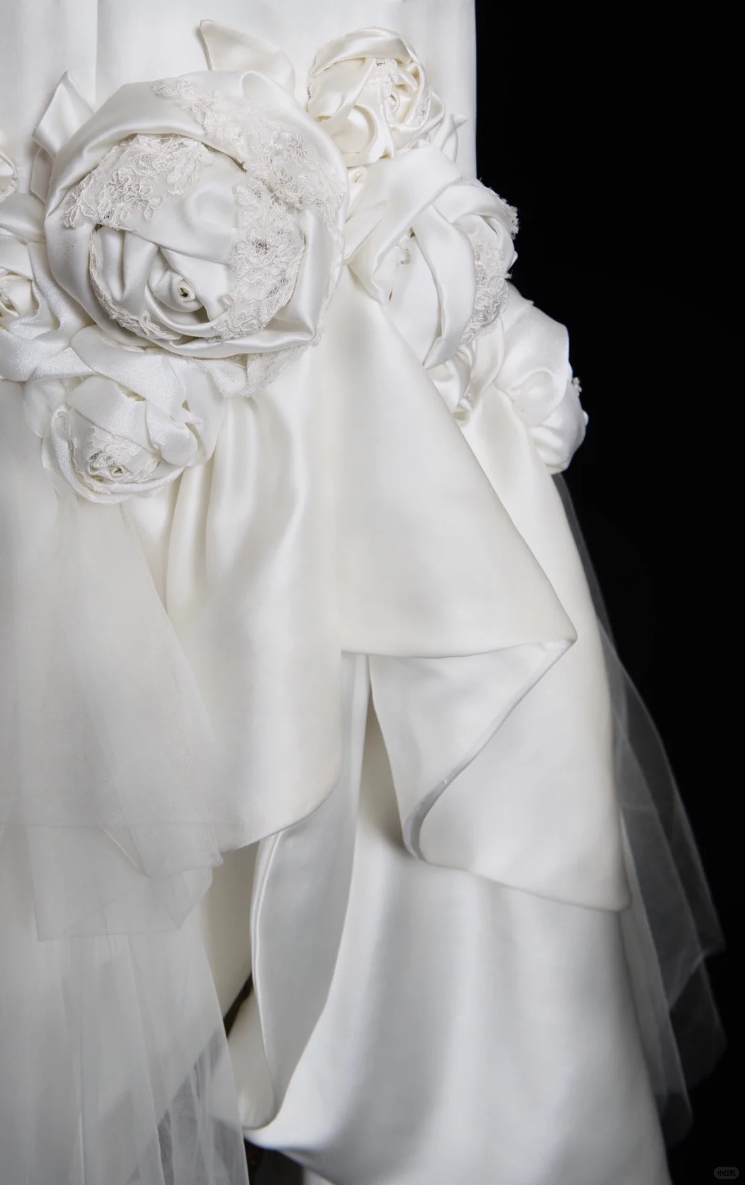 Gentle Mermaid Halter White Floral Satin Tulle Long Wedding Dress HZ1023