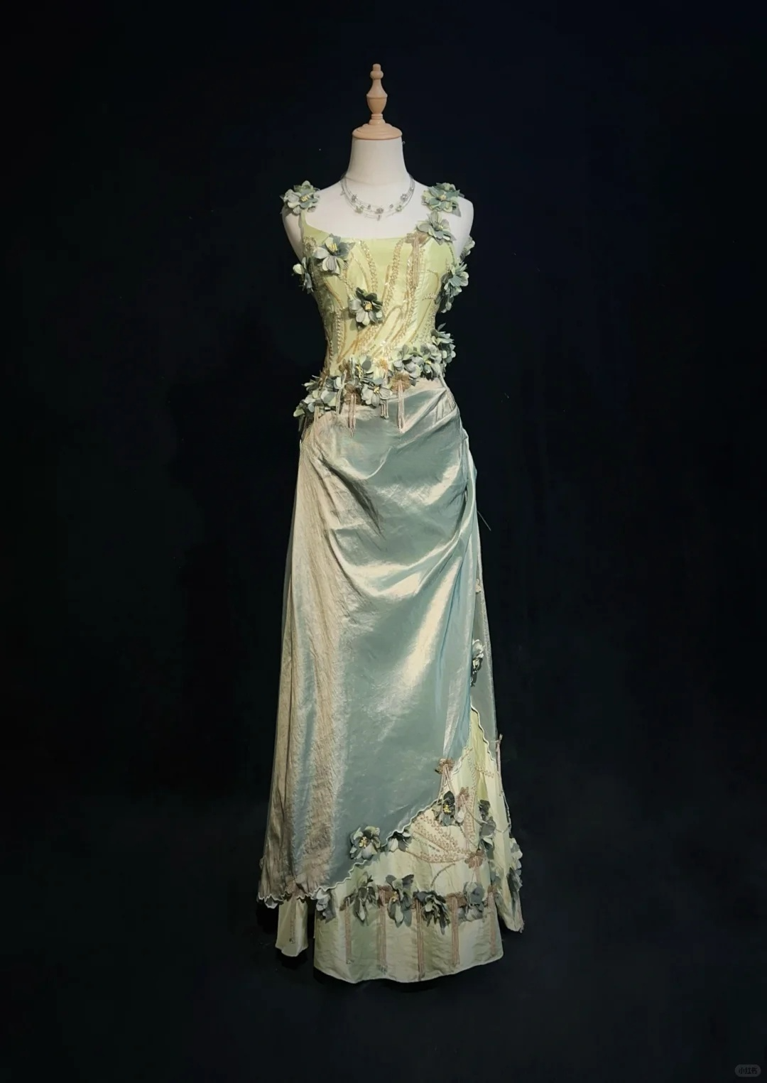 Vintage Green A Line Spaghetti Straps Beaded 3D Flower Satin Prom Dress Evening Dress HZ1023